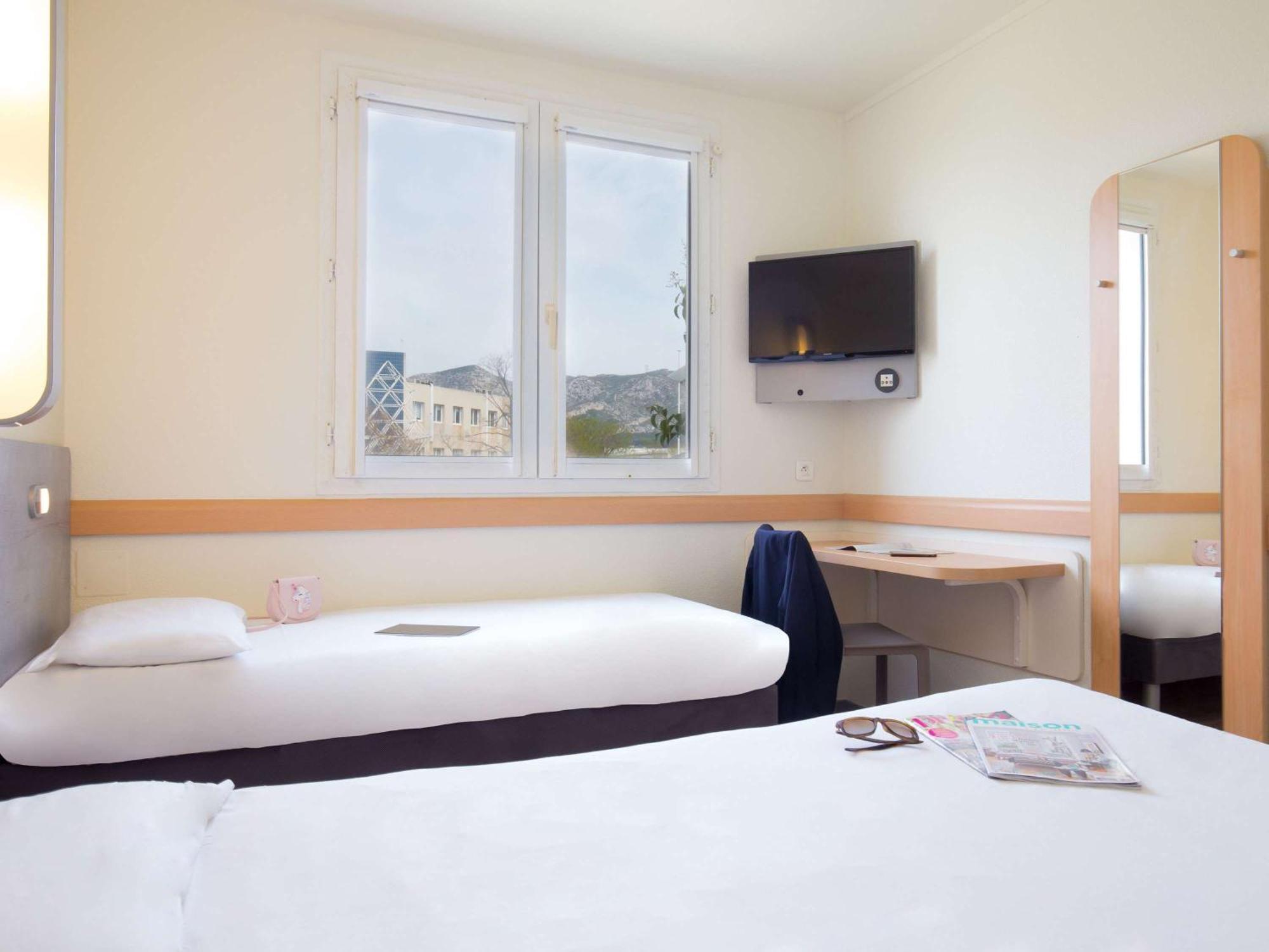 Ibis Budget Aubagne Paluds Agora Eksteriør bilde